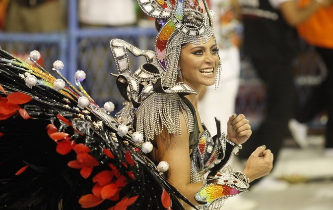 2011_Rio_Carnaval-7.jpg