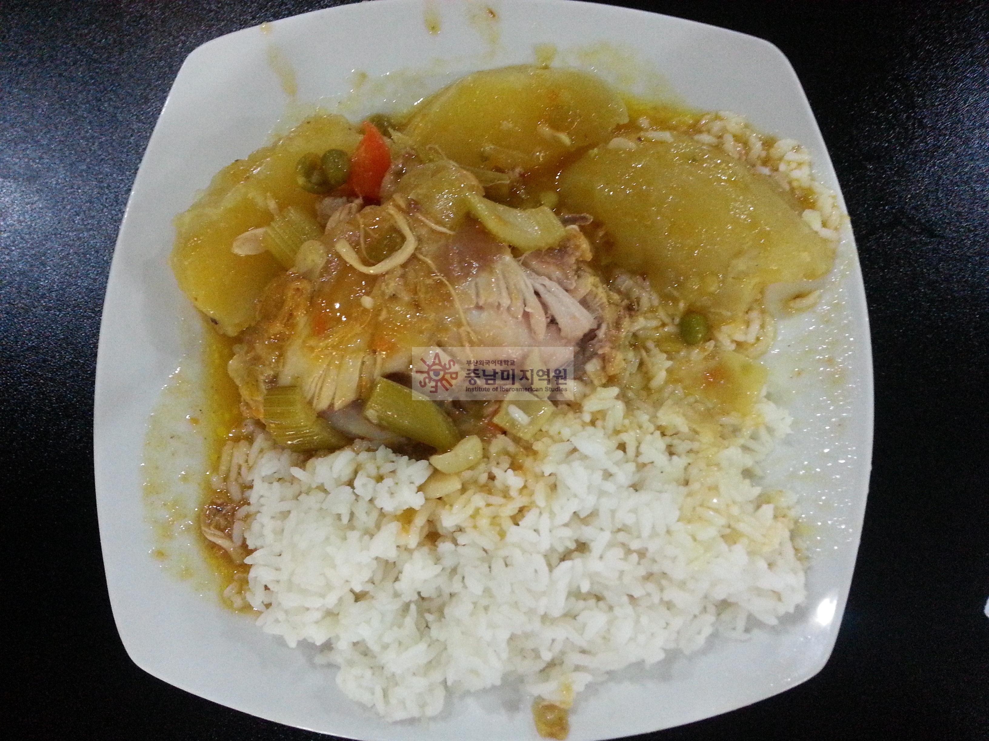 페루 음식 에스까베체 데 뽀요 (Escaveche de Pollo)
